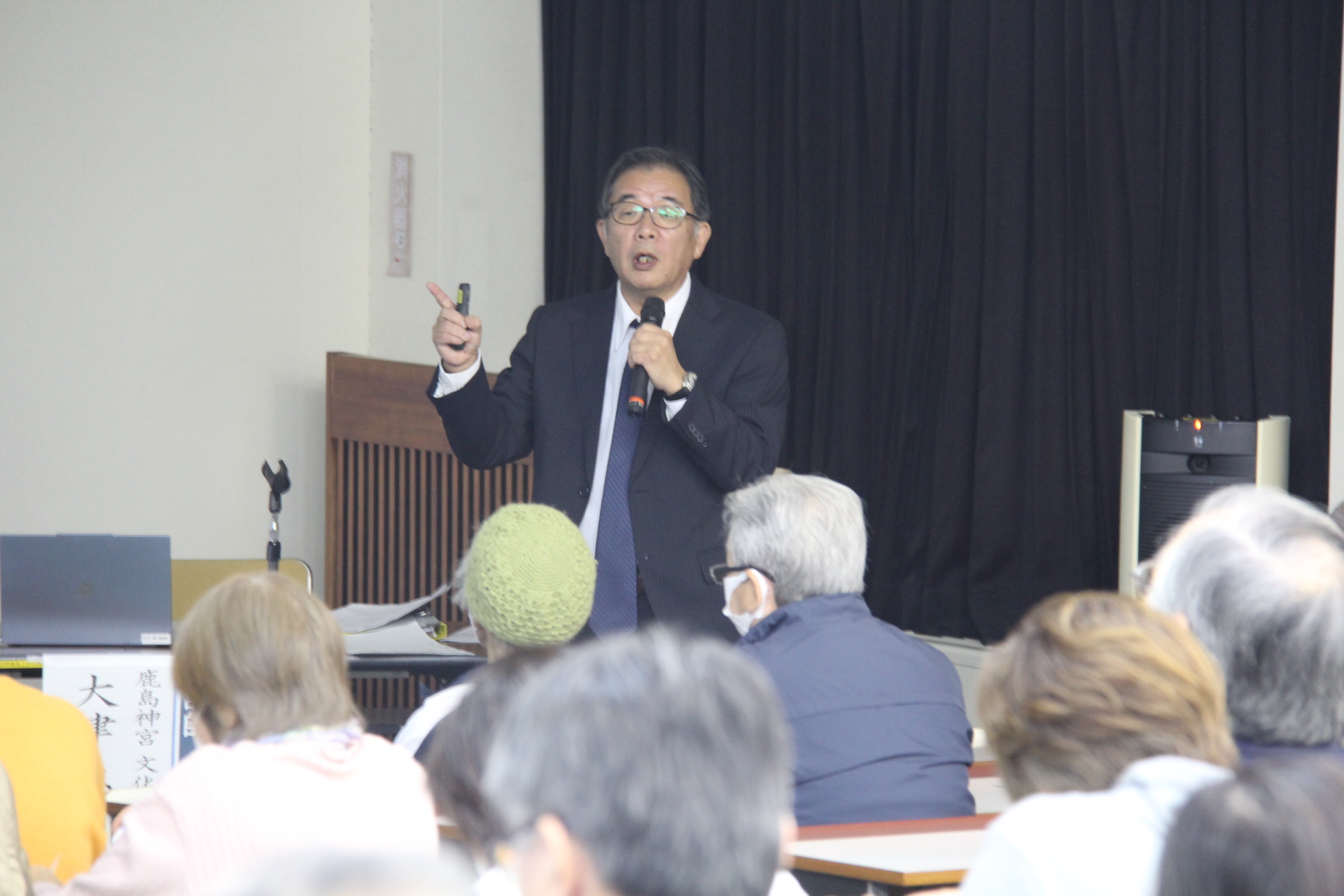 大津忠男先生による講義